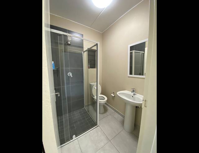 2 BEDROOM APARTMENT TO LET IN VORNA VALLEY